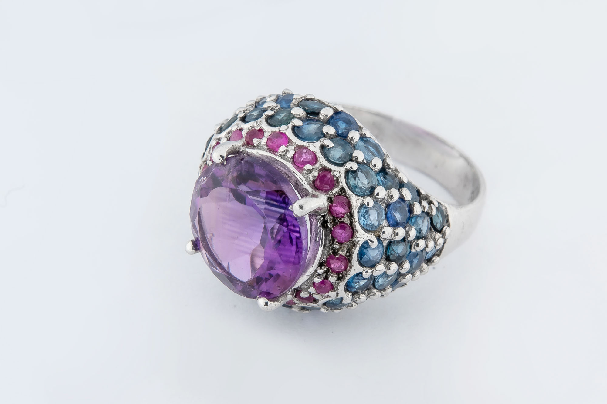 Срібний Перстень Розмір:18 Вставка: Аметист Вага: 9,5 г Артикул: 200 000 052 619