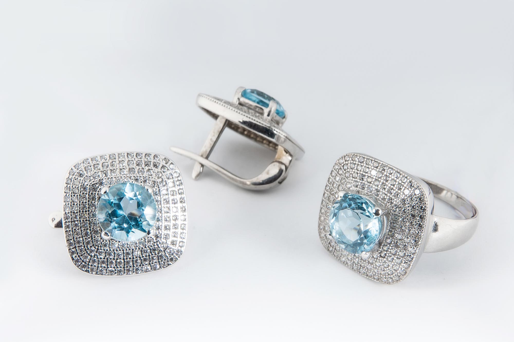 Срібний Перстень Вага: 4,87 г Артикул: 200 000 074 655