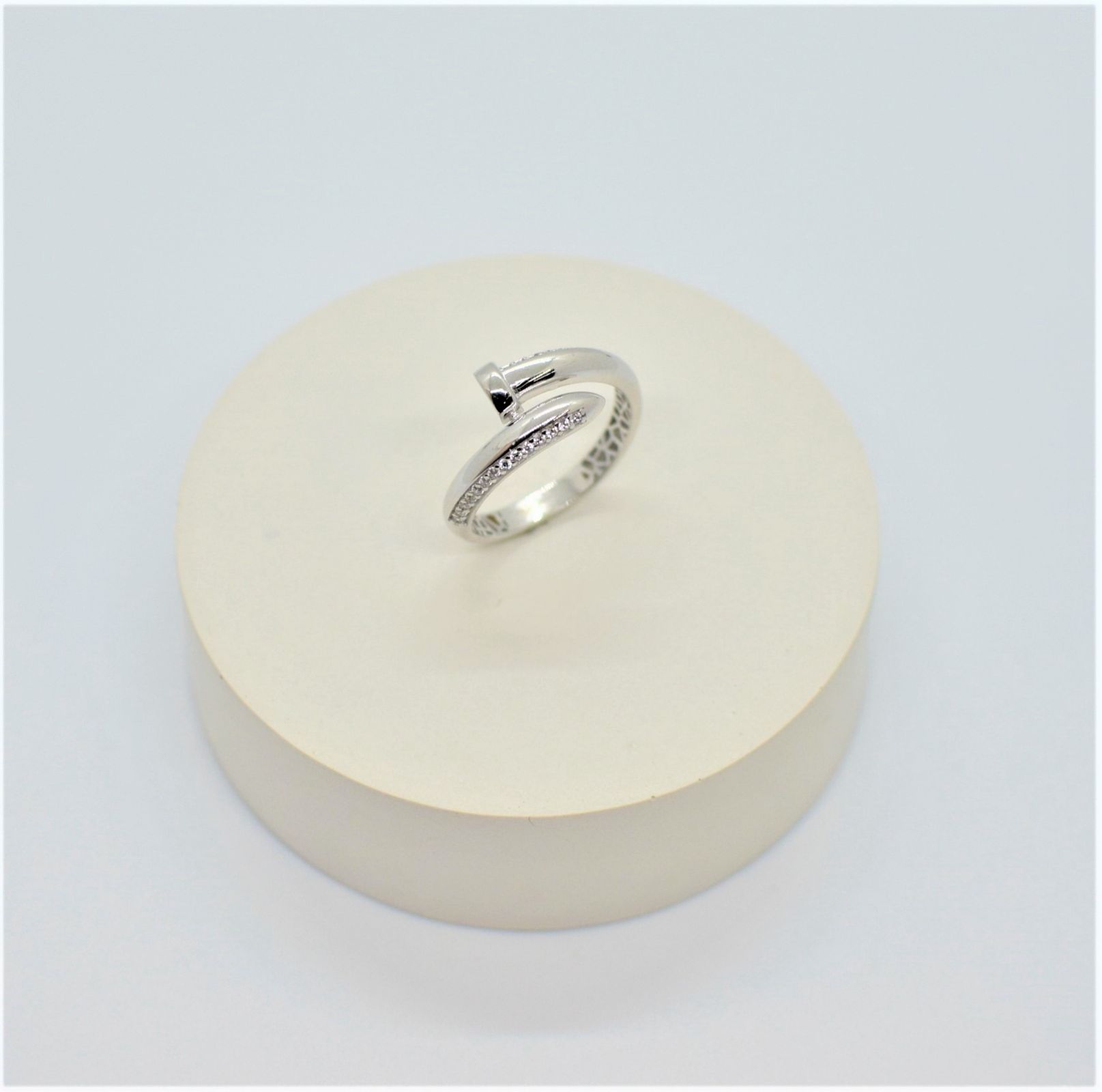 Золотий Перстень, Вага 2.27 г, Вставка Циркон, Розмір 18.5 : Артикул 200000162809