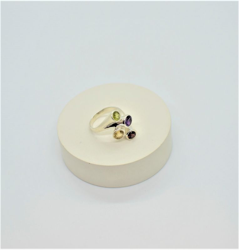 Срібний Перстень, Вага 7.70 г, Вставка Мікс натуральних камінців, Розмір 18.5 : Артикул 200000179827