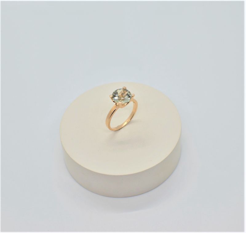 Золотий Перстень, Вага 3.81 г, Вставка Зелений Аметист, Розмір 18.0 : Артикул 200000163622 Золотий Перстень, Вага 3.81 г, Вставка Зелений Аметист, Розмір 18.0 : Артикул 200000163622