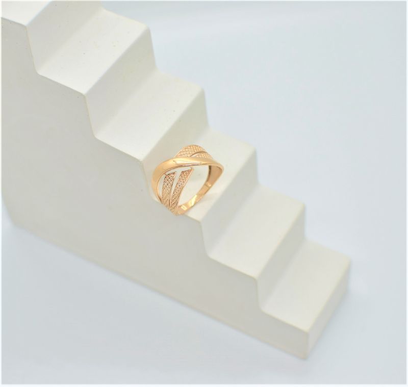 Золотий Перстень, Вага 3.77 г, Розмір 20.0 : Артикул 200000181421 Золотий Перстень, Вага 3.77 г, Розмір 20.0 : Артикул 200000181421