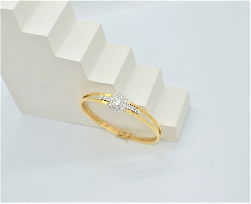 Золотий Браслет, Вага 6.75 г, Вставка Циркон : Артикул 200000151692