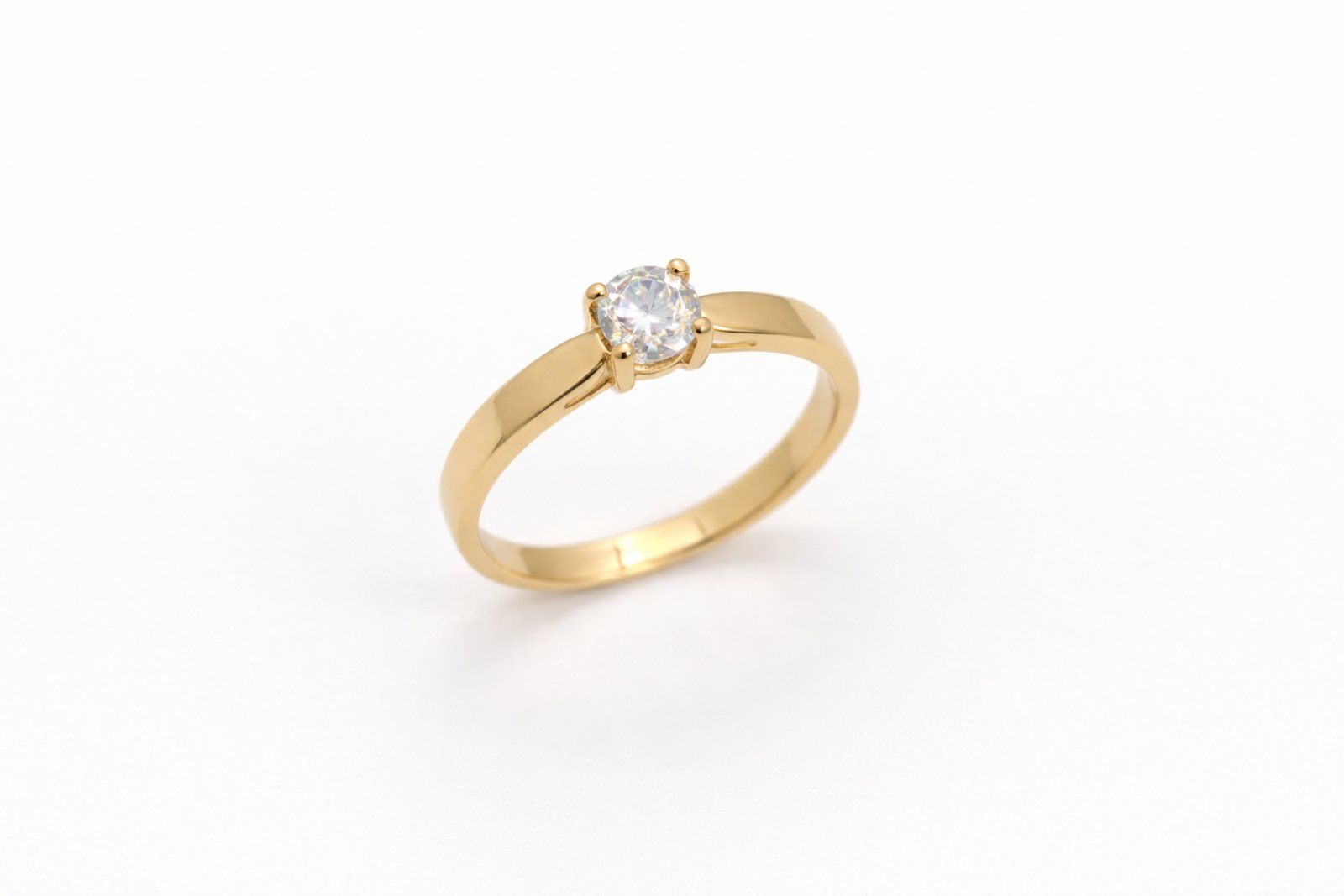 Золотий Перстень, Вага 2.51 г, Вставка Циркон, Розмір 18 : Артикул 200000095858