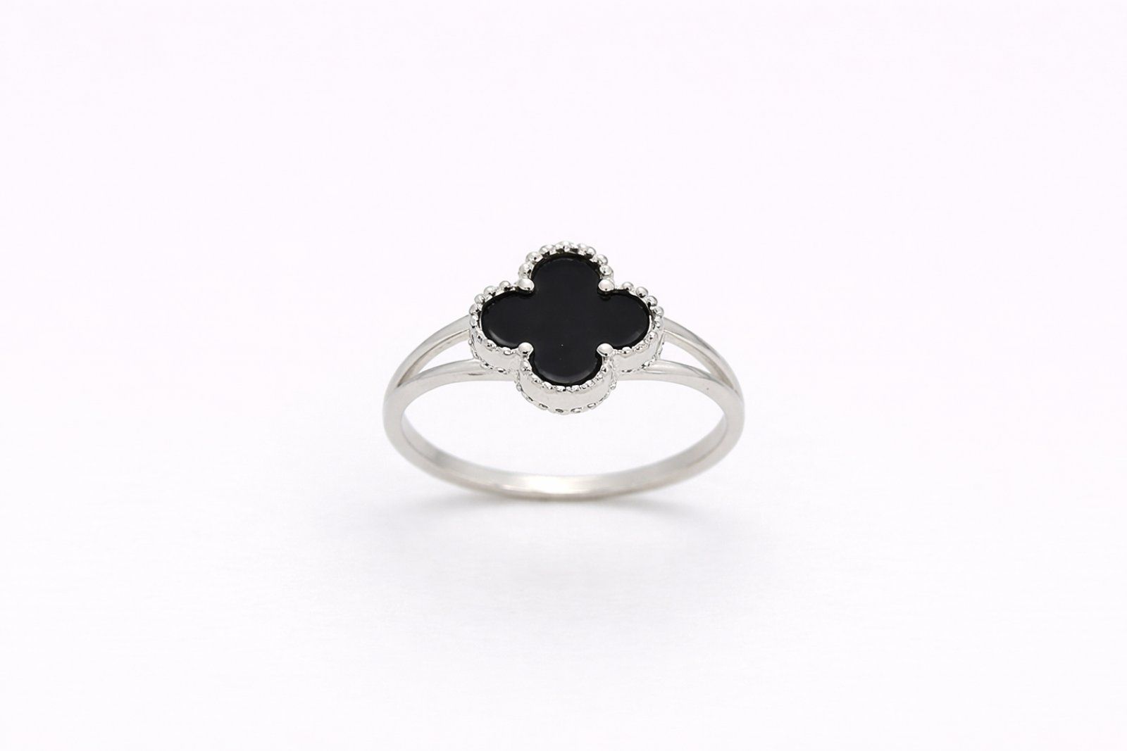 Срібний Перстень, Вага 1.80 г, Вставки Онікс, Розмір 19.5 : Артикул 200000128572